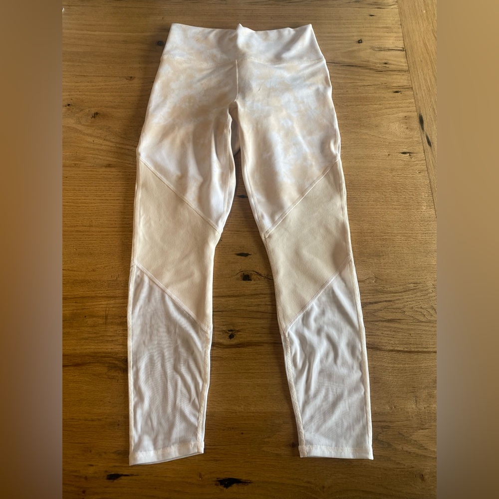 Fabletics Zone High Waisted 7/8‎ Peaches and Cream Women’s Leggings No Size Pre